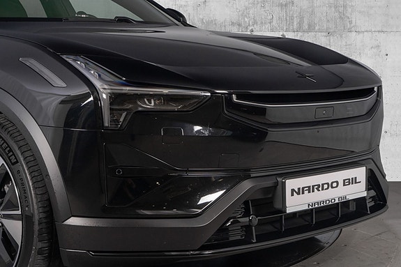 Polestar 3 2 of 30