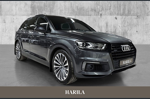 Audi Q7 11 of 24