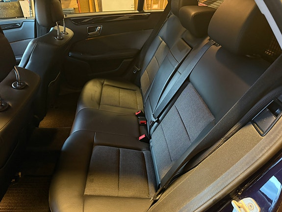 Mercedes-Benz E220 d 19 of 22