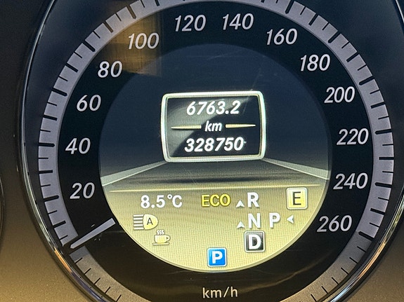 Mercedes-Benz E220 d 15 of 22