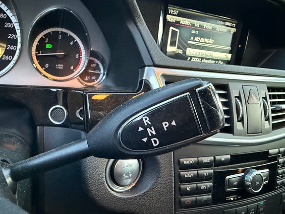 Mercedes-Benz E220 d 14 of 22