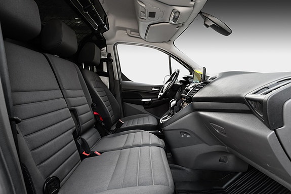 Ford Transit Connect 23 of 27
