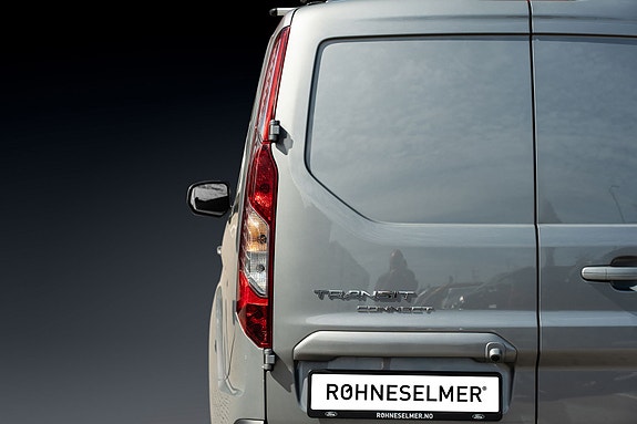 Ford Transit Connect 11 of 27