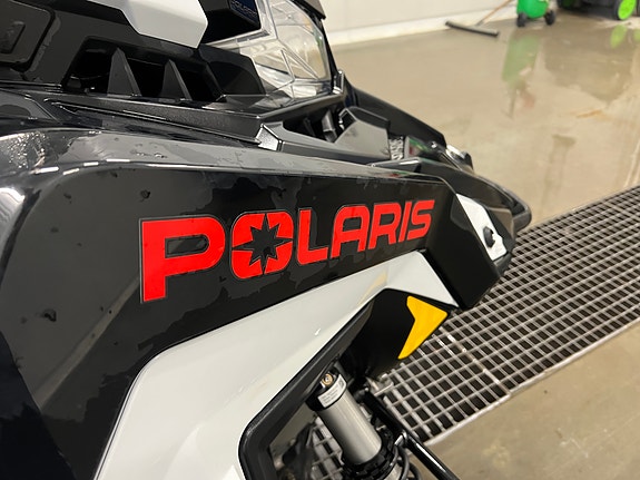 Polaris 650 Titan SP, Demo selges, boks bak, Elektrisk start, Bredbelte, Høy-Lavgir/Revers, krok 12 of 24