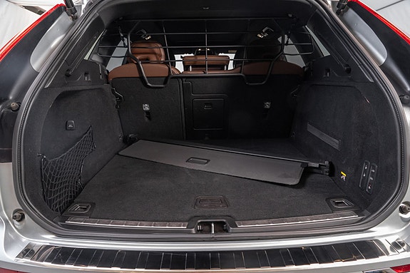 Volvo XC60 29 of 30