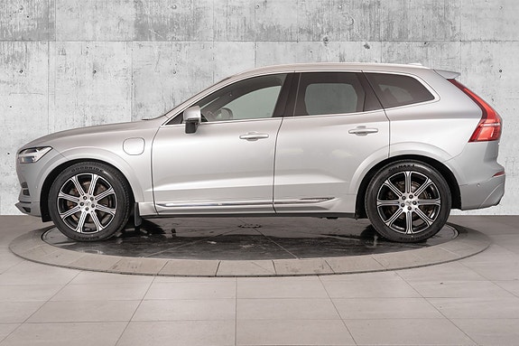 Volvo XC60 4 of 30