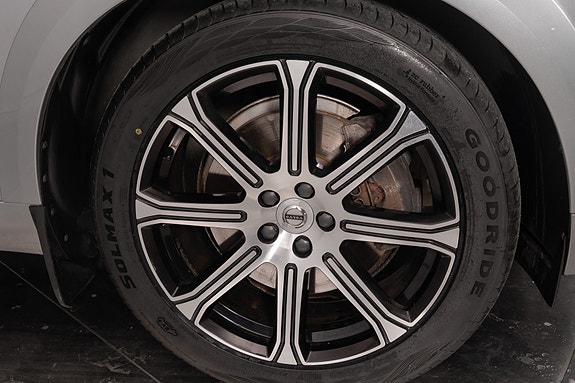 Volvo XC60 10 of 30