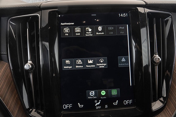 Volvo XC60 21 of 30
