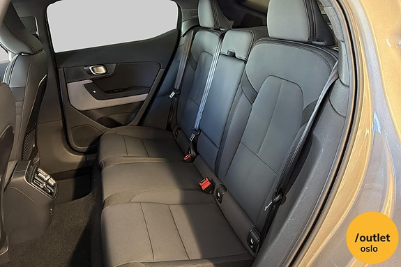 Polestar 2 13 of 30