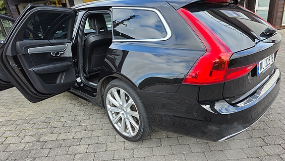 Volvo V90 12 of 30
