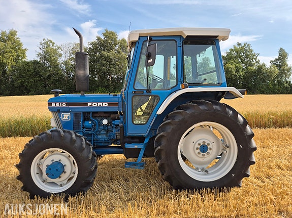Ford 5610 II 7 of 16