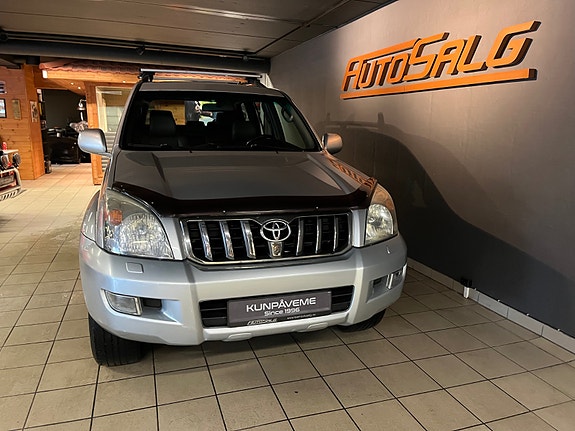 Toyota Land Cruiser 3 of 30