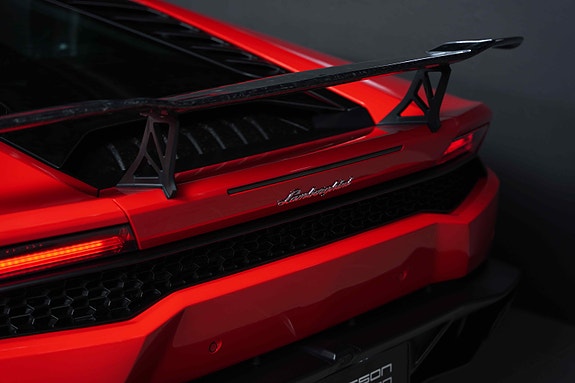 Lamborghini Huracan 17 of 30
