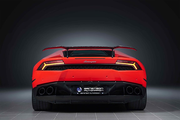 Lamborghini Huracan 4 of 30