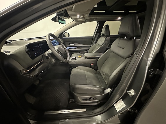 Nissan Ariya 13 of 27