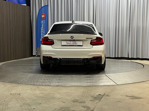 BMW M235i 17 of 30