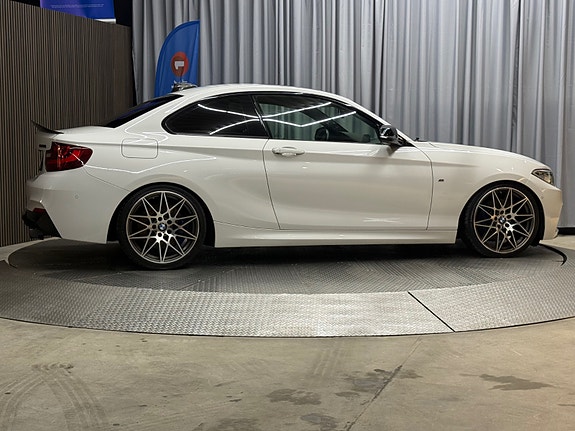BMW M235i 14 of 30