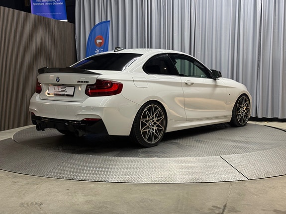 BMW M235i 2 of 30