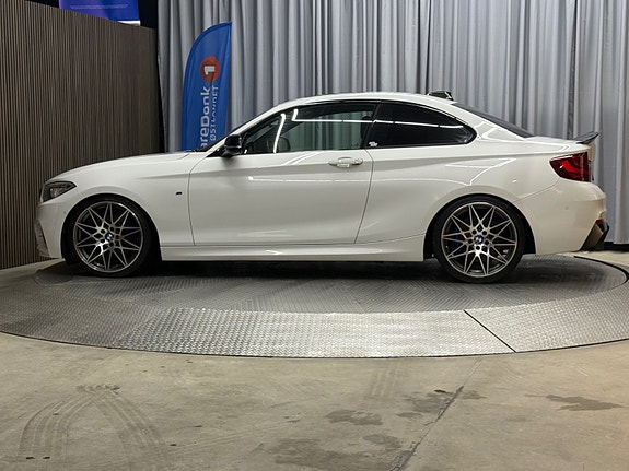BMW M235i 22 of 30
