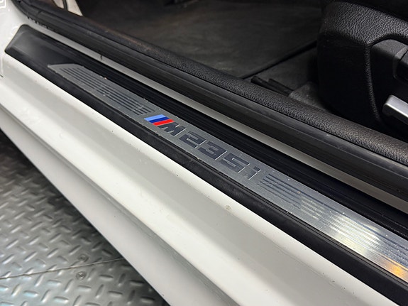 BMW M235i 27 of 30