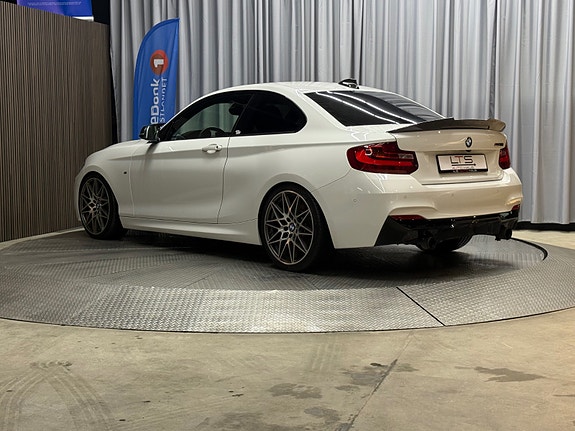 BMW M235i 19 of 30