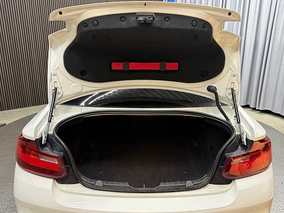 BMW M235i 24 of 30