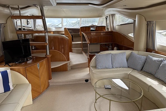 2000 Princess 65 Fly 5 Cabinersversjon 2 of 15