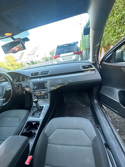 Volkswagen Passat 7 of 8
