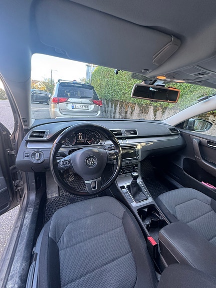 Volkswagen Passat 6 of 8