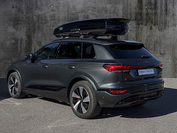 Audi Q6 e-tron 12 of 27