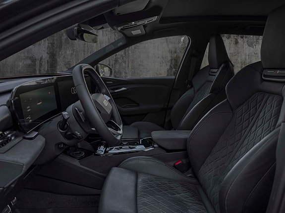 Audi Q6 e-tron 16 of 27