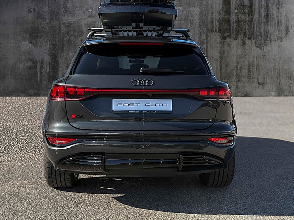 Audi Q6 e-tron 10 of 27