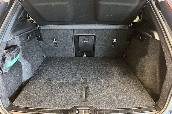 Volvo XC40 26 of 28