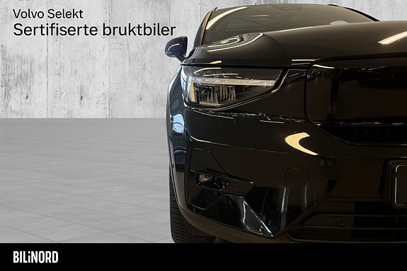 Volvo XC40 4 of 28
