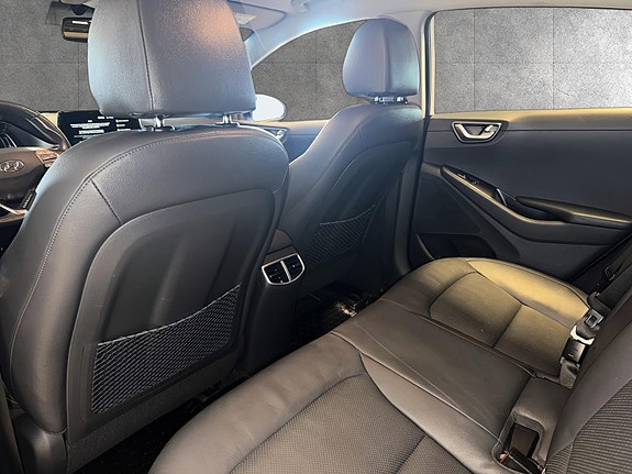 Hyundai IONIQ 12 of 20