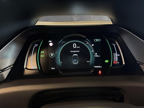Hyundai IONIQ 15 of 20