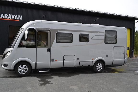 Hymer B690MC 7 of 30