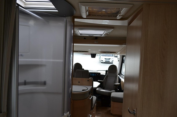 Hymer B690MC 26 of 30