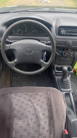 Toyota Corolla 11 of 15