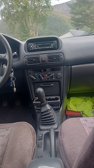 Toyota Corolla 9 of 15
