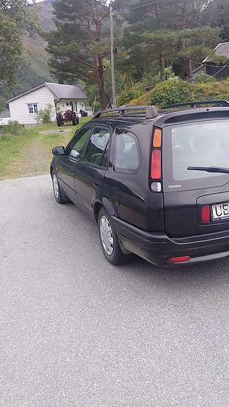 Toyota Corolla 3 of 15