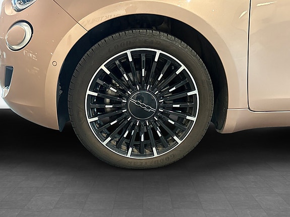 Fiat 500 9 of 30