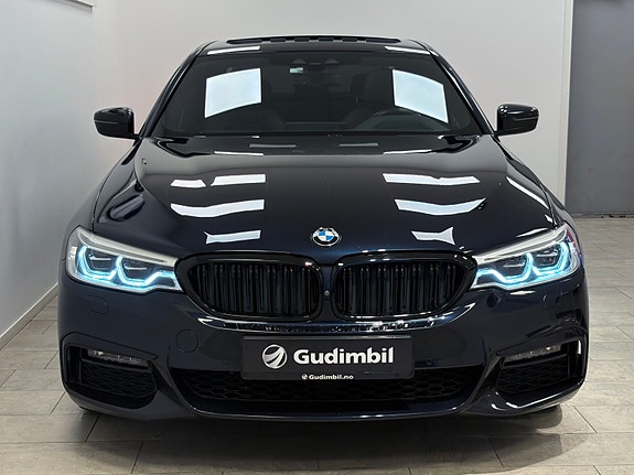 BMW 530e 2 of 28