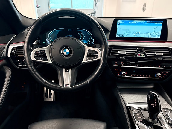 BMW 530e 13 of 28