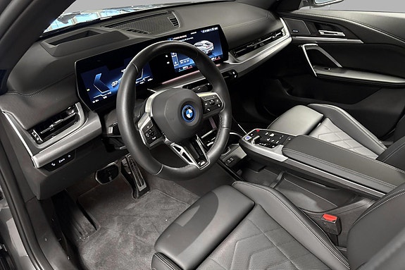 BMW iX2 5 of 15