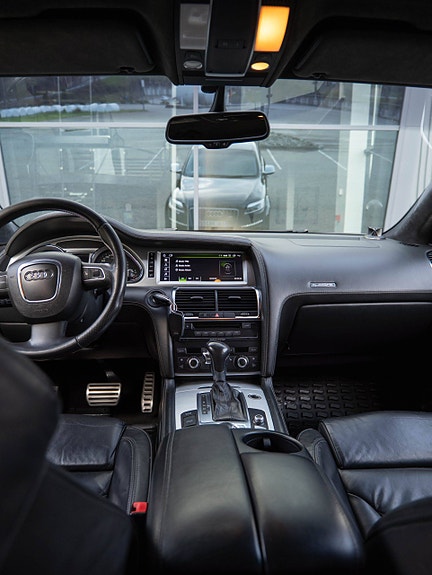 Audi Q7 20 of 30