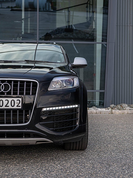 Audi Q7 9 of 30