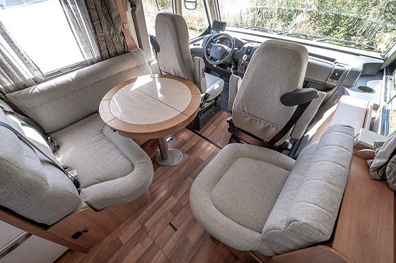 Hymer B678 12 of 30