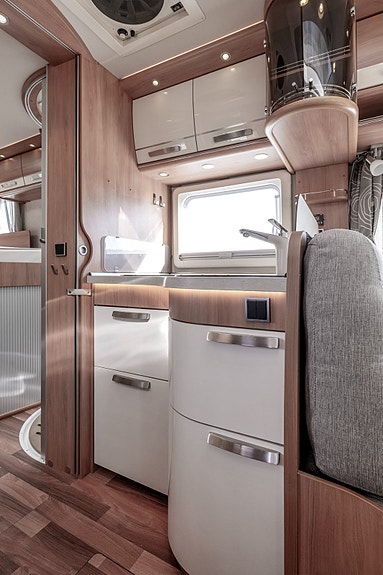 Hymer B678 16 of 30