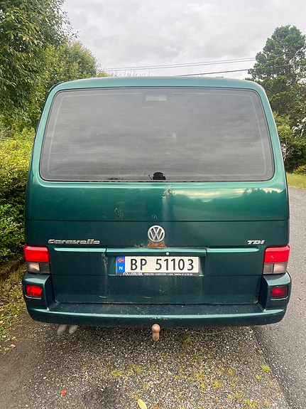 Volkswagen Caravelle 4 of 10